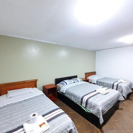 Hostal Dulzura Caraz Buitenkant foto
