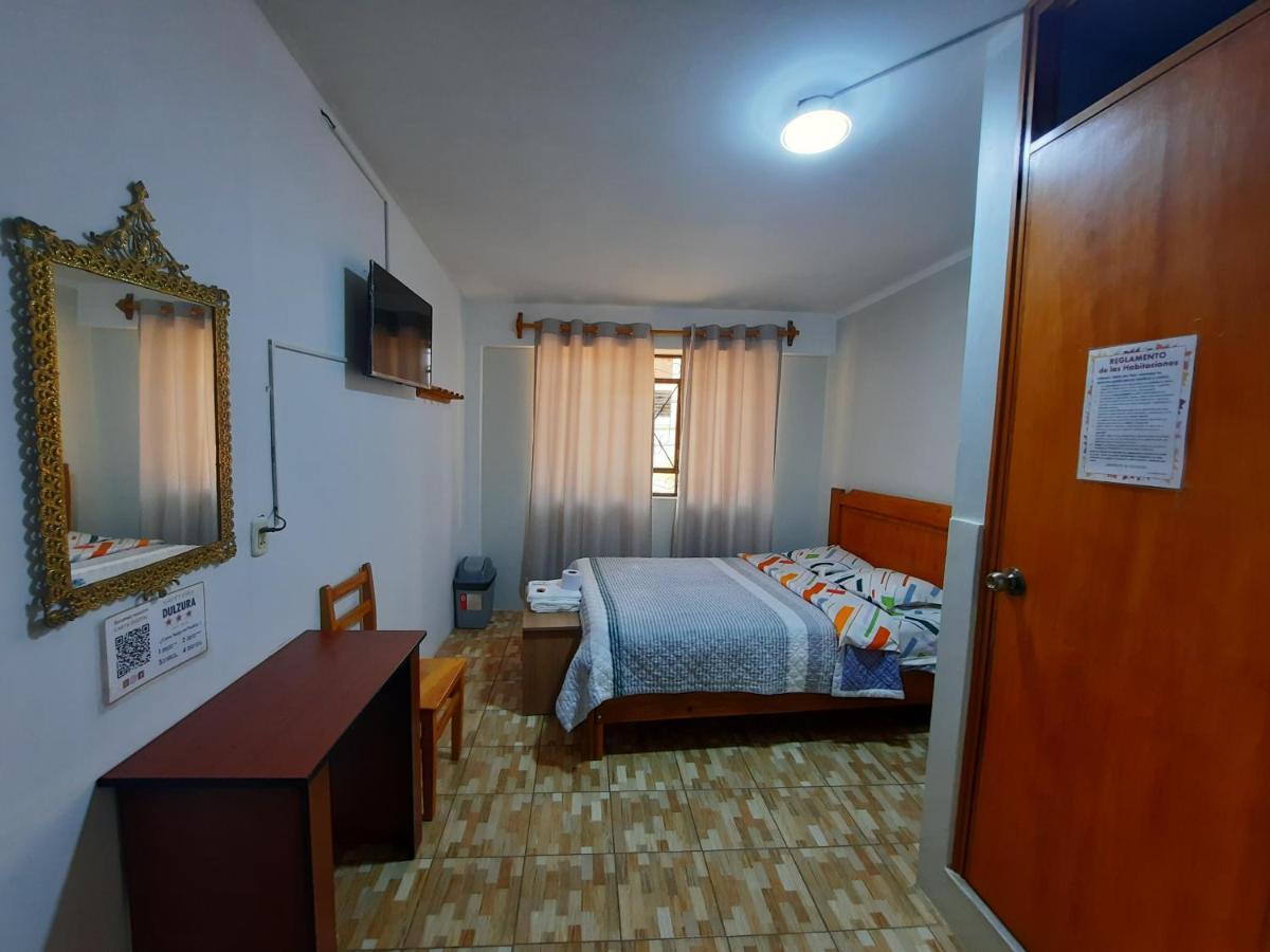 Hostal Dulzura Caraz Buitenkant foto