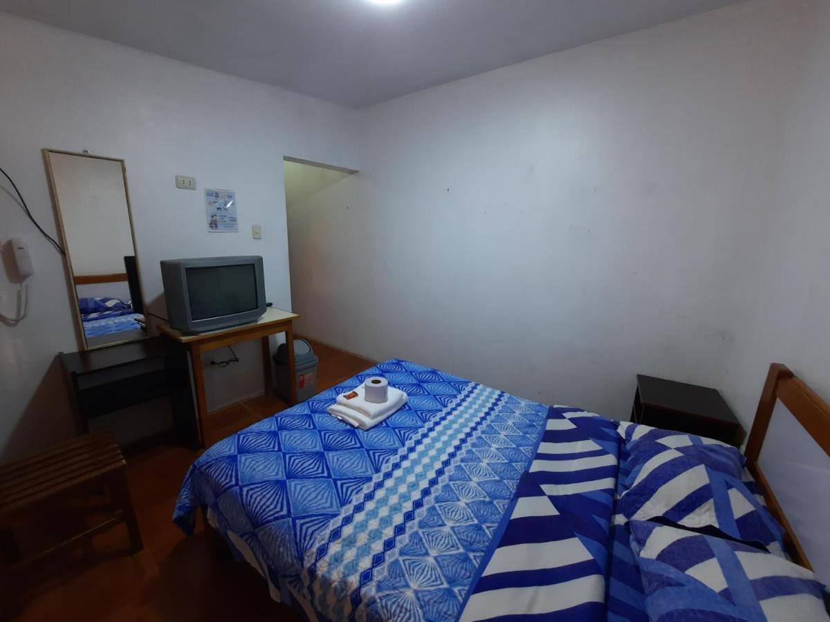 Hostal Dulzura Caraz Buitenkant foto