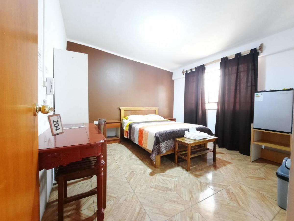 Hostal Dulzura Caraz Buitenkant foto
