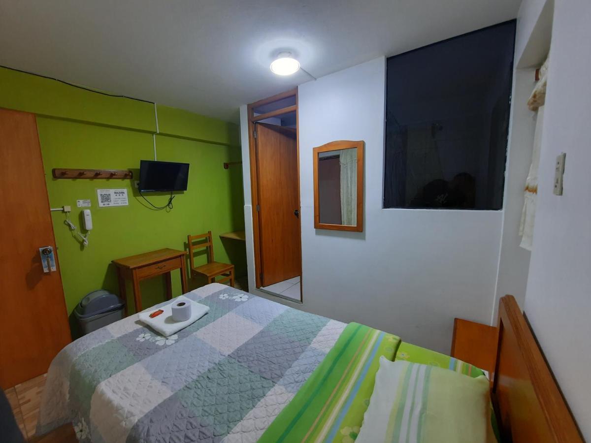 Hostal Dulzura Caraz Buitenkant foto